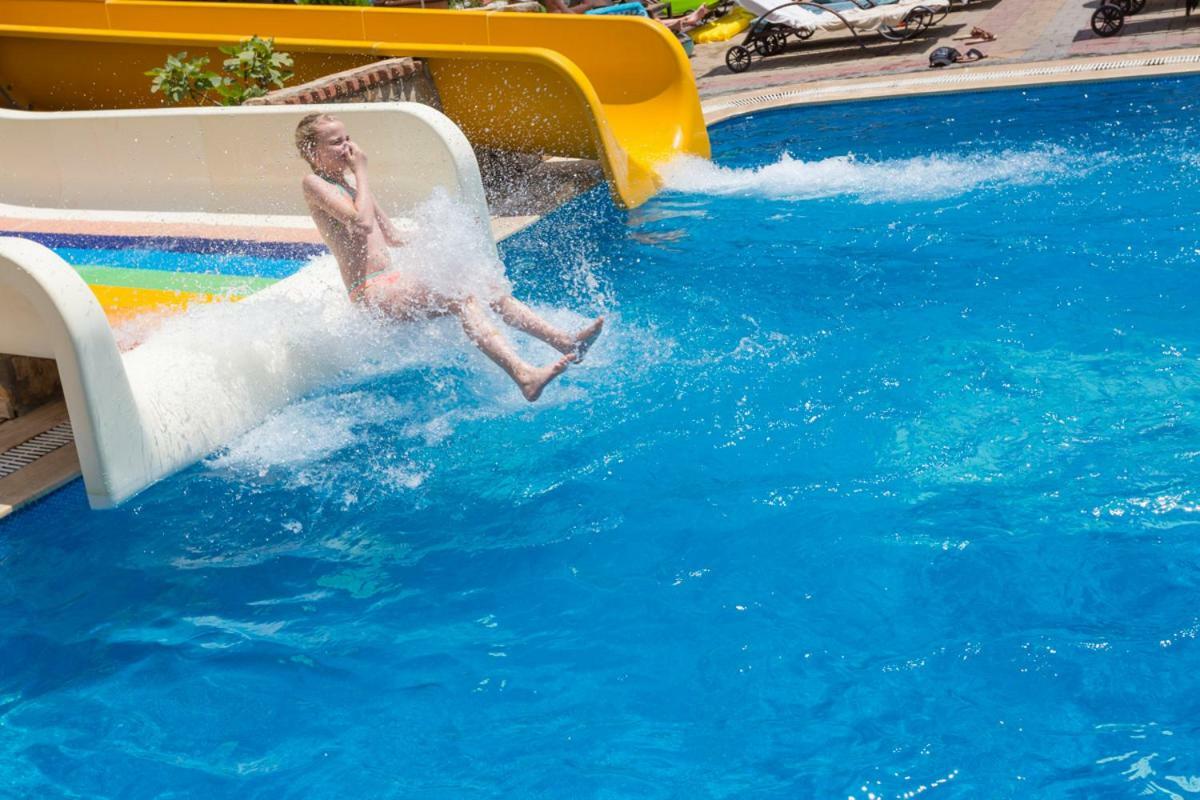Erkaptan Apart Aparthotel Alanya Buitenkant foto
